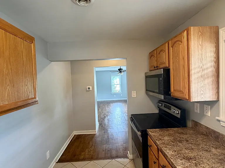 416 W Wenger Rd — Photo 9