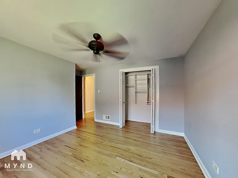 1076 S Monroe St — Photo 10