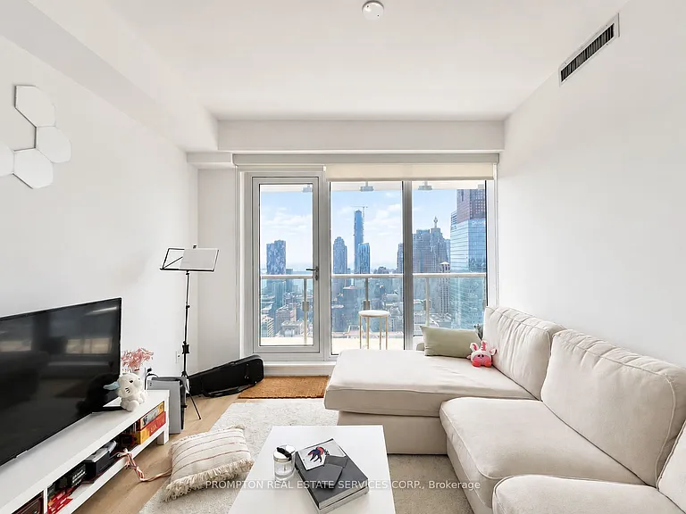 197 Yonge St #4407 — Photo 5