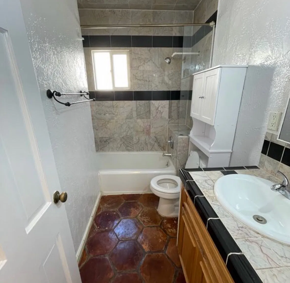 Studio, $1,750 — Photo 3