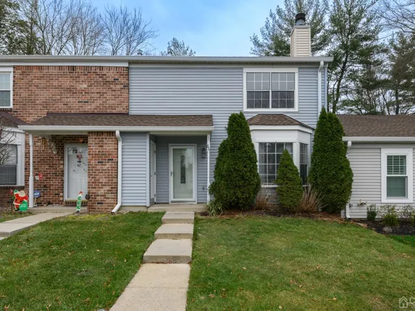 66-66 Percival Ct, Old Bridge, NJ 08857