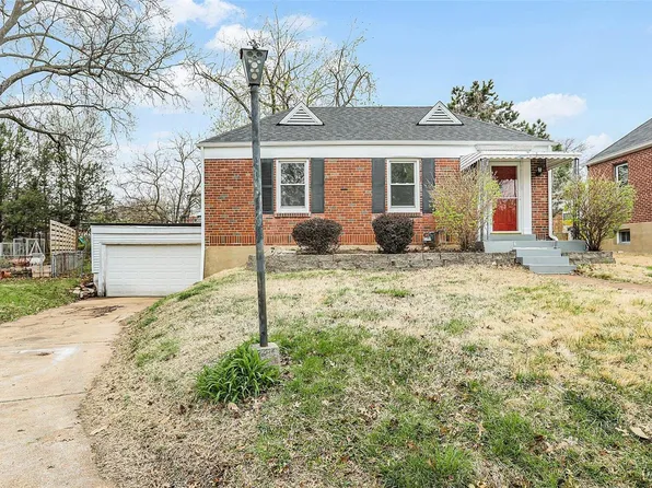 9155 Overton Dr, Saint Louis, MO 63123