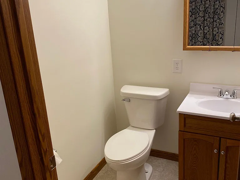 310 W Edgington St — Photo 20