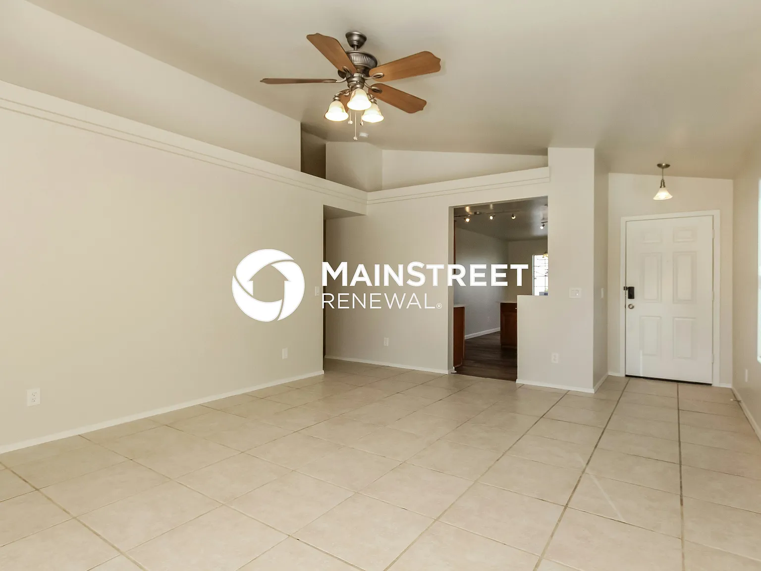13029 W Saint Moritz Ln — Photo 3