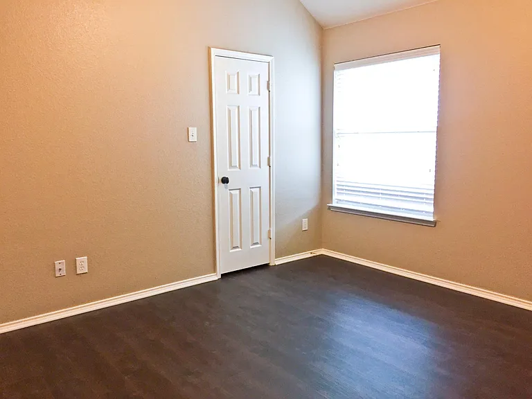 7129 Bryce Canyon Dr — Photo 18