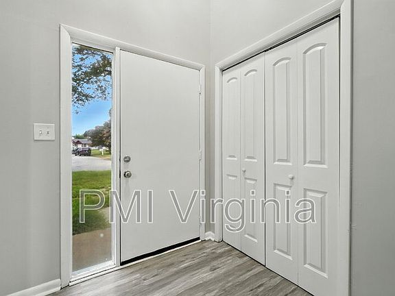 4th image of 5081 Holly Farms Dr