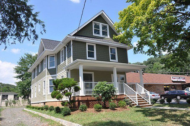 1st image of 7 Johnston Dr