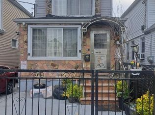 11136 130th St, South Ozone Park, NY 11420