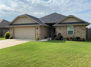 890 Phils Way NW, Piedmont, OK 73078
