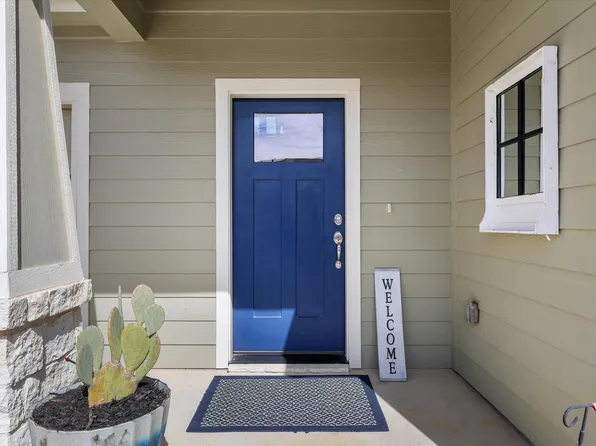 2113 Paxton Way, Denton, TX 76209