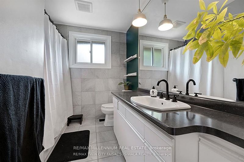Kitchener House for rent - 4 Bedrooms — photo 13