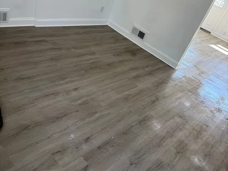 1030 Bryan St — Photo 12