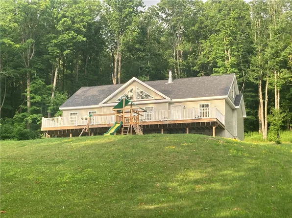 294 E Jennings Rd, Horseheads, NY 14845