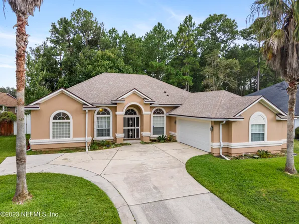 872 HERITAGE LAKES Drive, Jacksonville, FL 32218