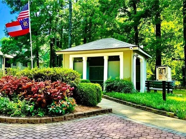 1387 Branch Dr, Tucker, GA 30084