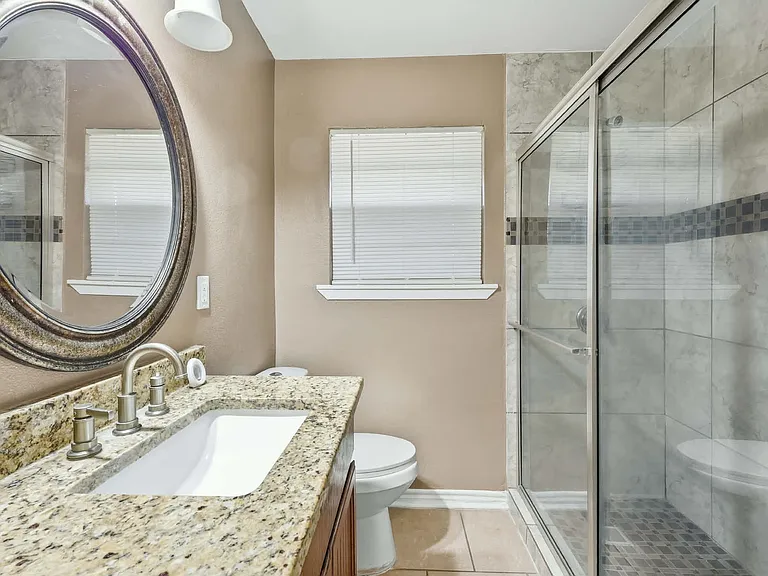 1110 Shephard Dr — Photo 4