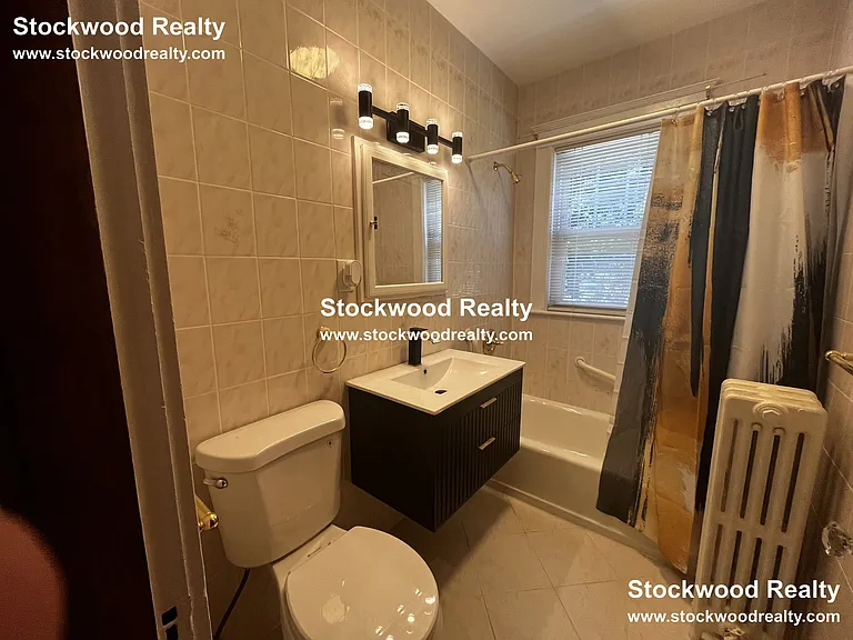 72 Harvest St #1R — Photo 14