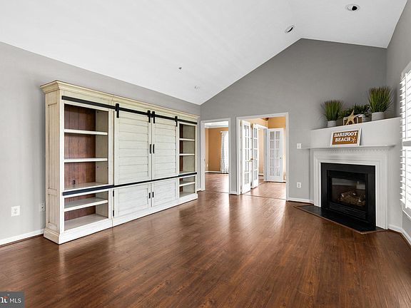 5th image of 43114 Watercrest Sq Unit 304