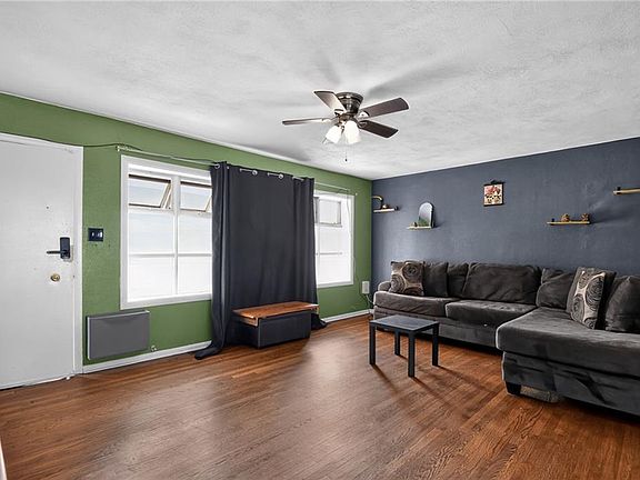 5th image of 480 Pepper Mill Ln