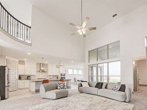 4th image of 8726 Marina Alto Ln
