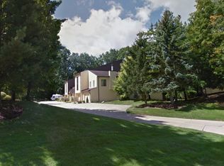 790 Hampton Ridge Dr, Akron, OH 44313