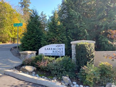 6833 SE Cougar Mountain Way #2, Bellevue, WA, 98006