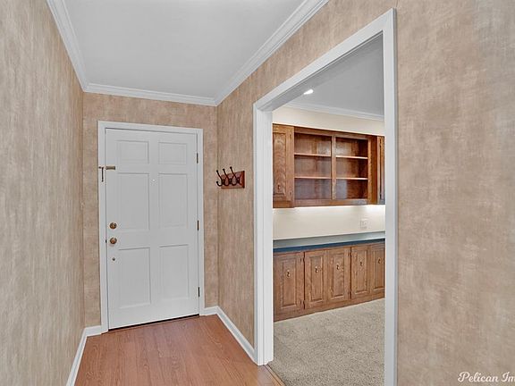 5th image of 621 Albemarle Dr