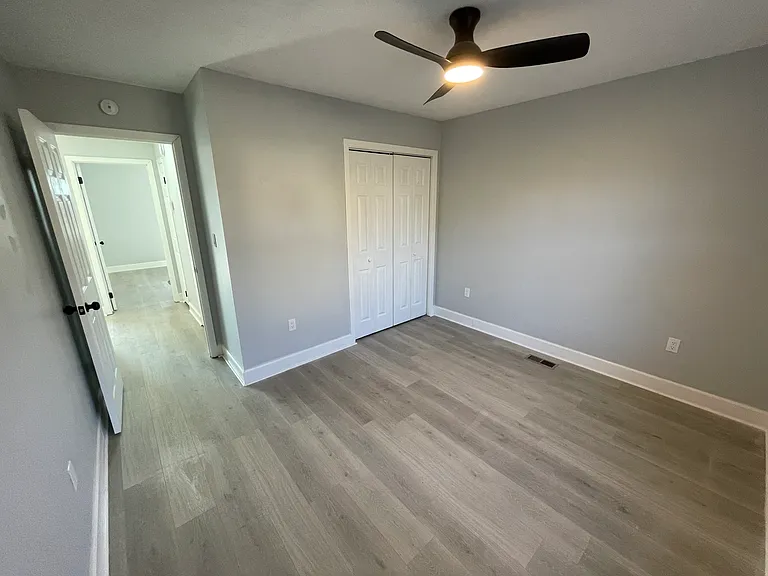 932 Gaston St #936 — Photo 9