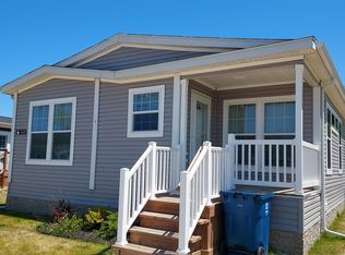 6438 Hamlet Way, Fenton, MI 48430