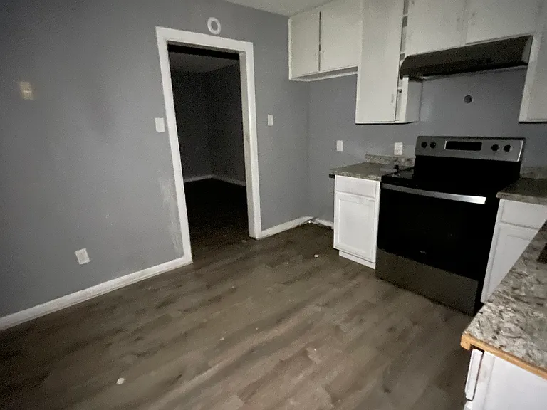 1811 Nathan Dr #B — Photo 5