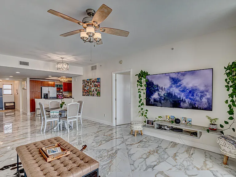 2640 Lake Shore Dr #2014 — Photo 27
