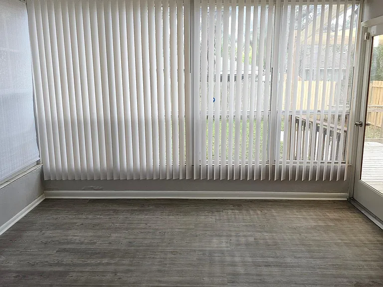1273 Union St — Photo 31