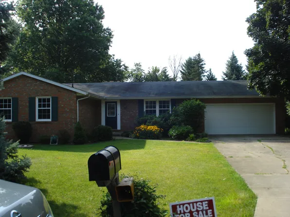 51970 Nebraska Ln, Granger, IN 46530