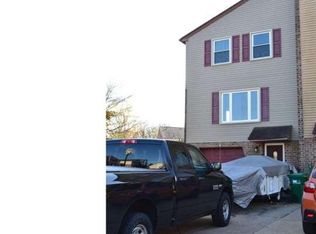 5217 Craven Ct, Bensalem, PA 19020