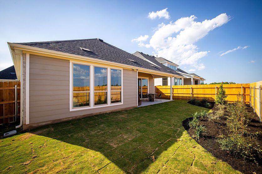 Spacious Backyard