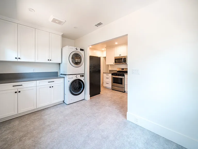 3924 Alameda Pl — Photo 10