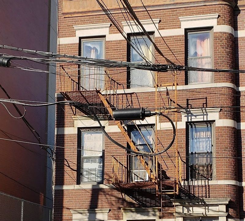 1st image of 3032 43rd St APT 1