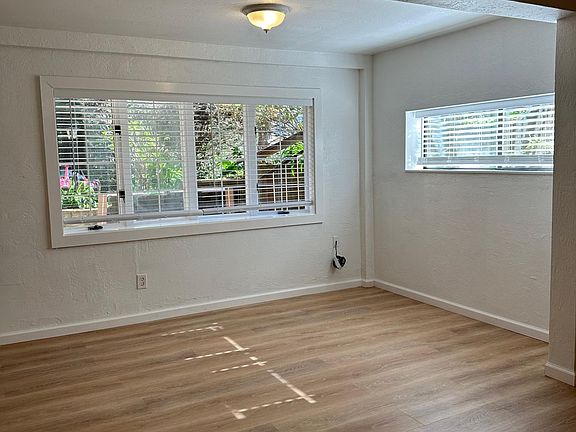 3rd image of 324 Felton Empire Rd