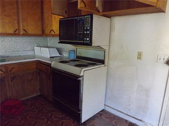 5th image of 12848 1st St