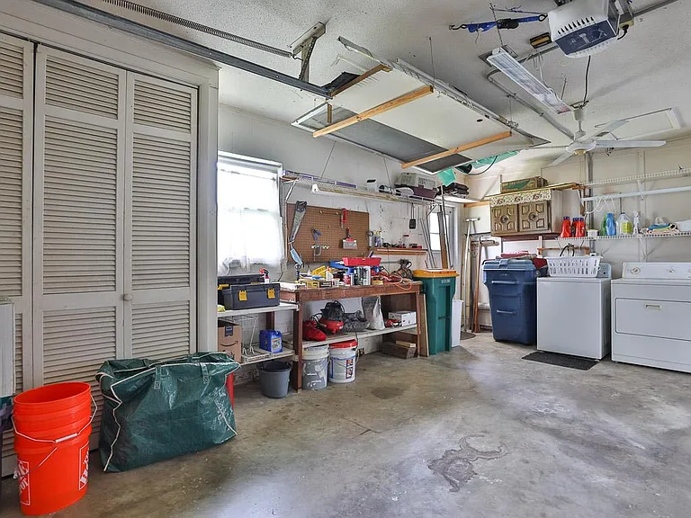 1631 Canal Ct — Photo 18