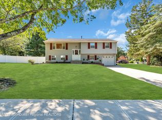 77 Ivan Rd, Toms River, NJ 08753