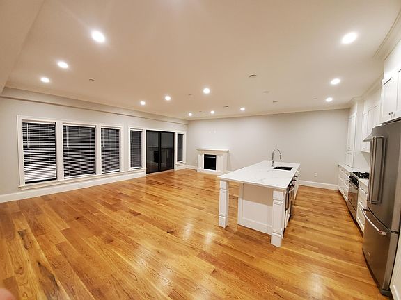 living dinning kitchen