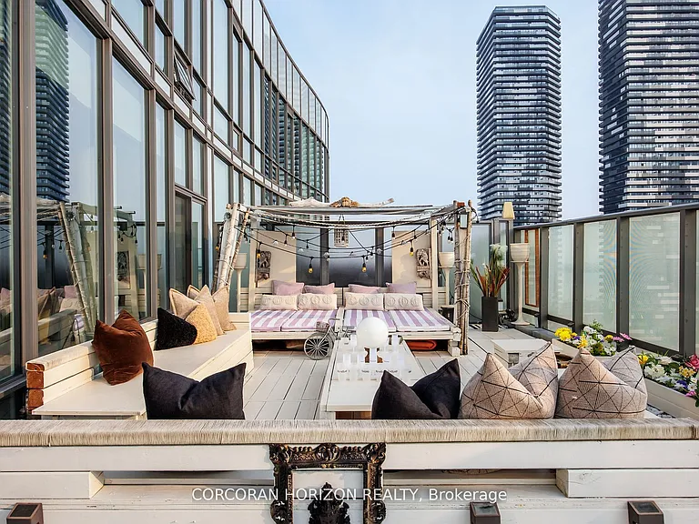 1 Market St #Penthouse 01 — Photo 20