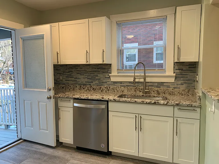 2609 Shady Ave — Photo 5