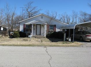 1010 N Osage Ave, Claremore, OK 74017