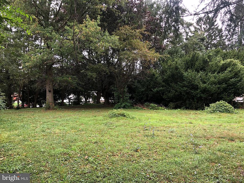 2nd image of 153 School House Rd