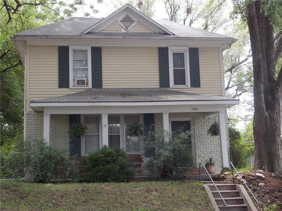 1st image of 2908 Francis St