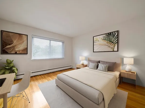 425 S Huntington Ave APT 8, Jamaica Plain, MA 02130