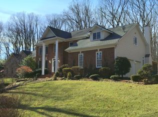 3708 Rust Rd, Annandale, VA 22003