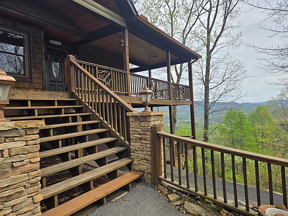 3rd image of 1689 Long Ridge Rd